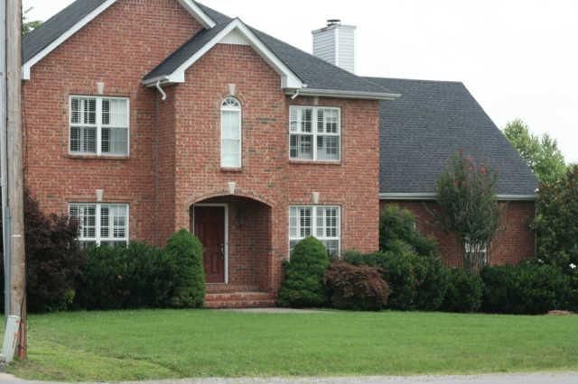 222 Autumn Glen Dr, Murfreesboro, TN 37129