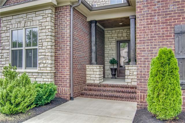 3520 Robbins Nest Rd, Thompsons Station, TN 37179