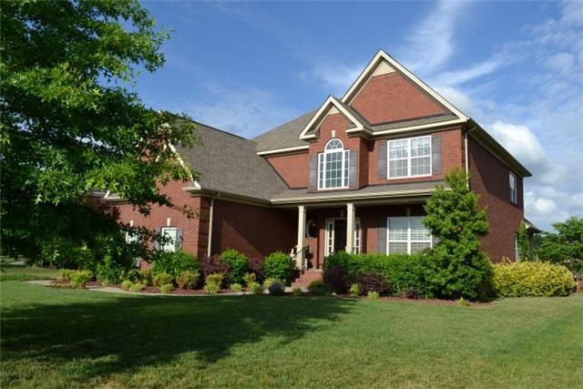 1334 Dunraven Dr, Murfreesboro, TN 37128