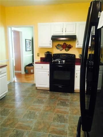 1722 Orchard Dr, Lebanon, TN 37087