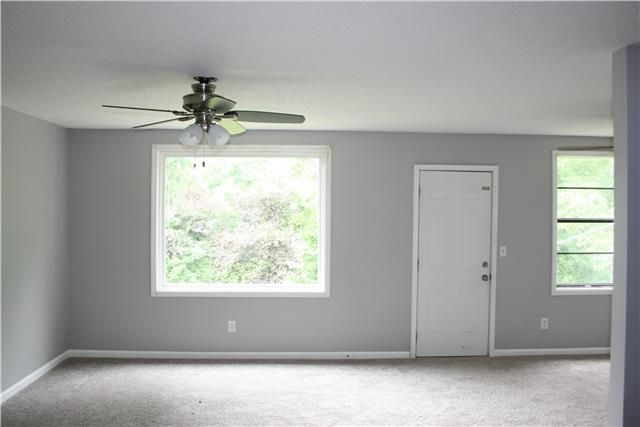 1049 Mallow Dr, Madison, TN 37115