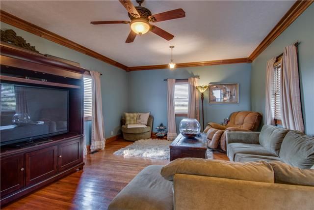 4564 Clarence Murphy Rd, Springfield, TN 37172