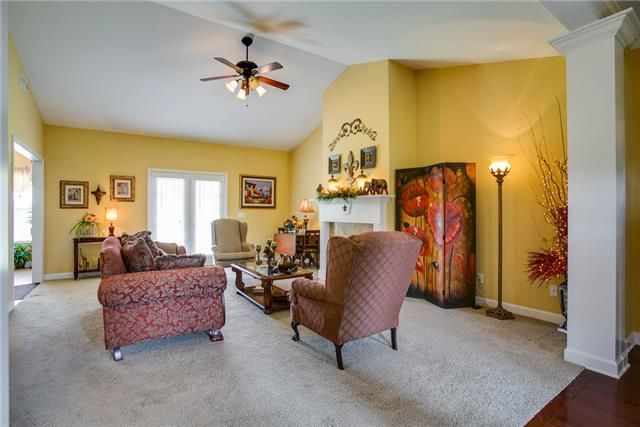 1004 Tiger Woods Way, Murfreesboro, TN 37129