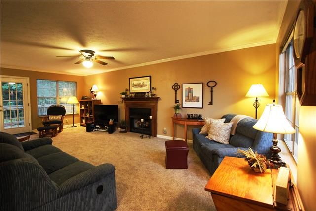 937 Lawn View Ln, Franklin, TN 37064