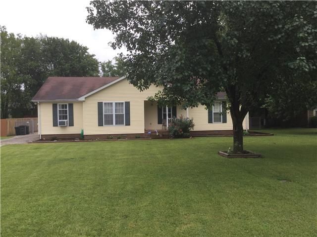 425 Whispering Dr, Spring Hill, TN 37174