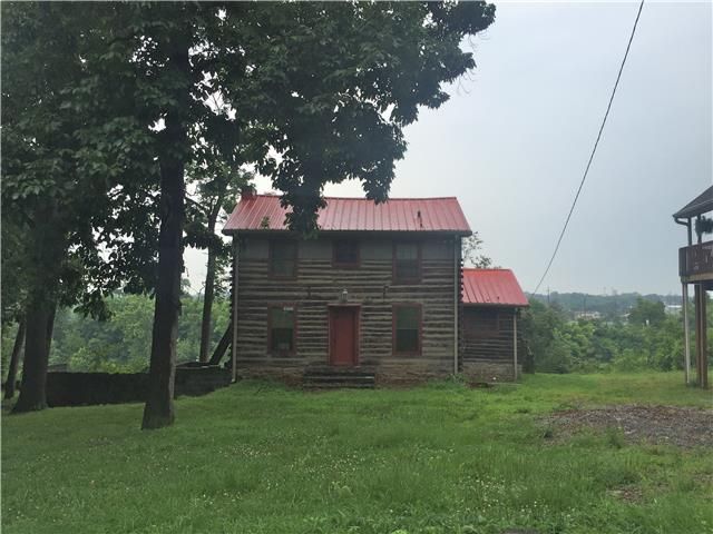 130 Vandiver Dr, Madison, TN 37115