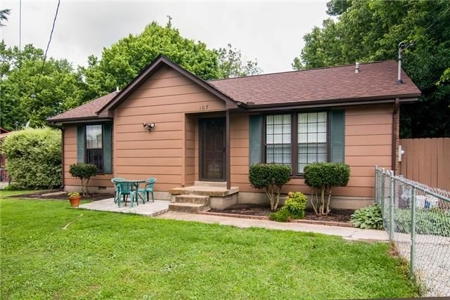 107 Brookside Dr, Dickson, TN 37055