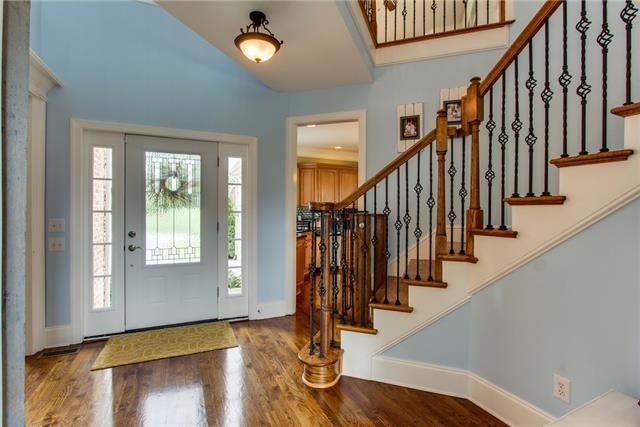 1348 Round Hill Ln, Spring Hill, TN 37174
