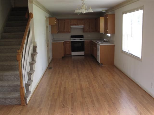 1015 Compton Rd, Murfreesboro, TN 37130
