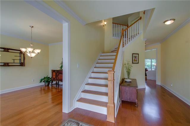 413 Meadowcrest Cir, Franklin, TN 37064
