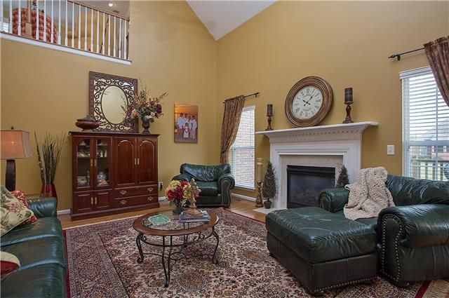 1011 Notting Hill Dr, Gallatin, TN 37066