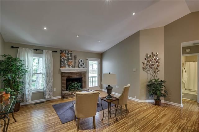 307 Stonegate Dr, Franklin, TN 37064