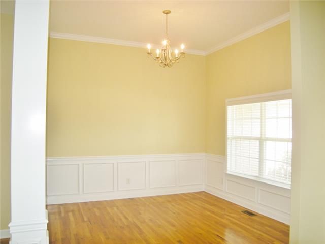 1322 Davy Crockett Dr, Murfreesboro, TN 37129