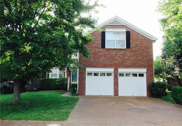 2242 Falcon Creek Dr, Franklin, TN 37067
