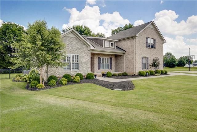 503 Urlacher Dr, Murfreesboro, TN 37129