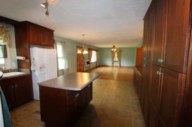 1003 Main St N, Carthage, TN 37030