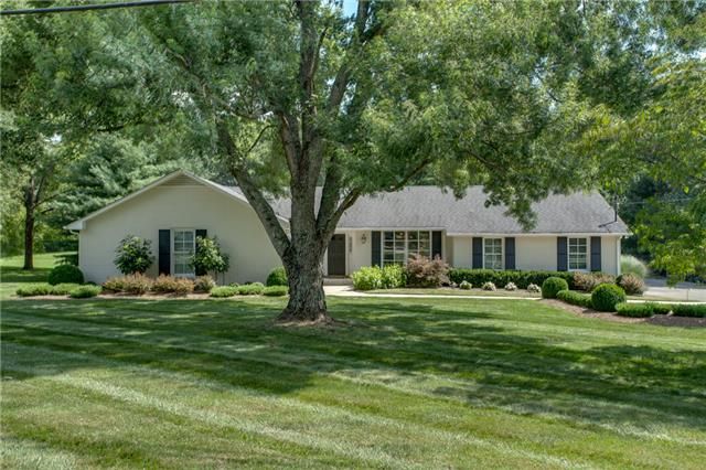 1106 Holly Hill Dr, Franklin, TN 37064