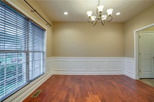5342 Cloister Dr, Murfreesboro, TN 37128