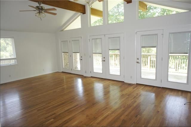 6024 Bluewater Dr, Lebanon, TN 37087