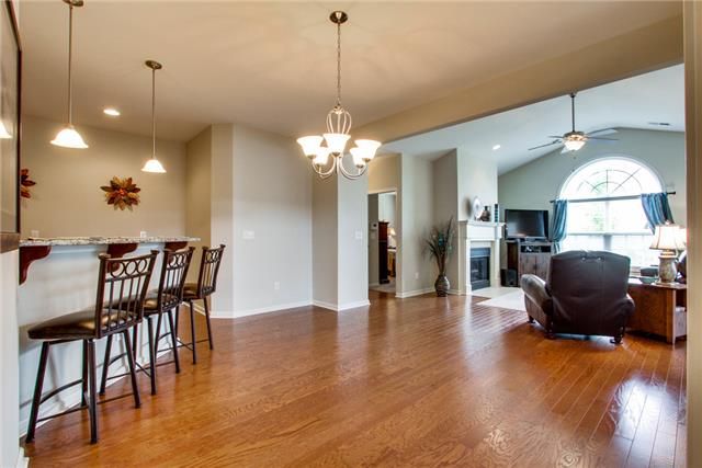 2422 Bridgeway St, Murfreesboro, TN 37128
