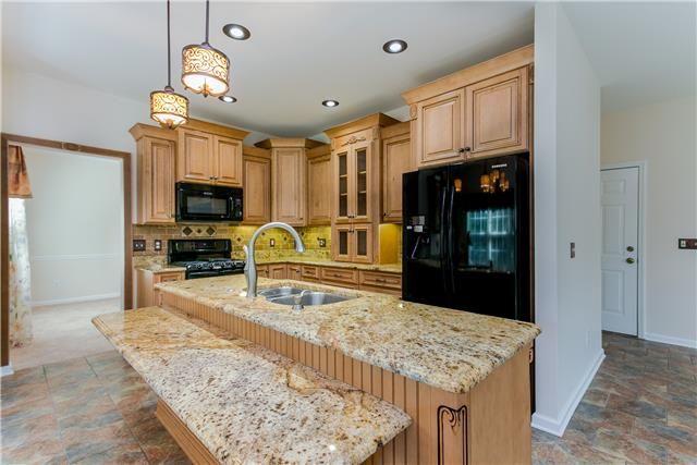 1909 Partridge Dr, Mount Juliet, TN 37122