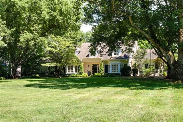 4426 E Brookfield Dr, Nashville, TN 37205