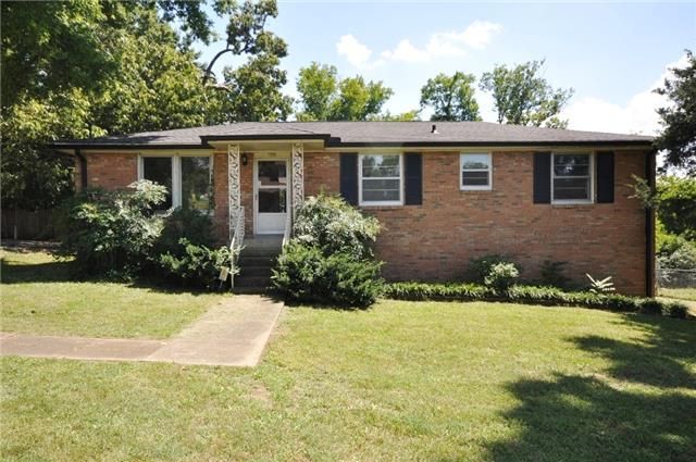 104 Paula Dr, Old Hickory, TN 37138