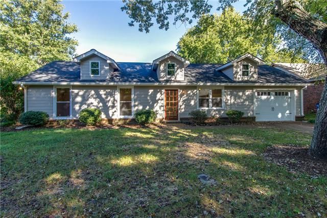 524 Shadycrest Ln, Franklin, TN 37064