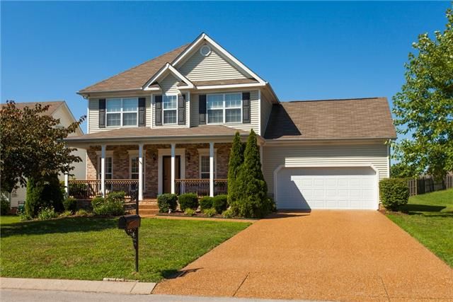 1038 Persimmon Dr, Spring Hill, TN 37174