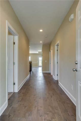 1000 Meadowview Dr, Spring Hill, TN 37174
