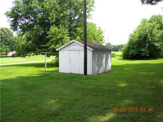 307 Lawrence Ln, Springfield, TN 37172