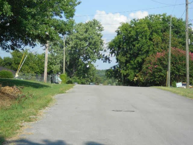 410 Hadleys Bend Blvd, Old Hickory, TN 37138