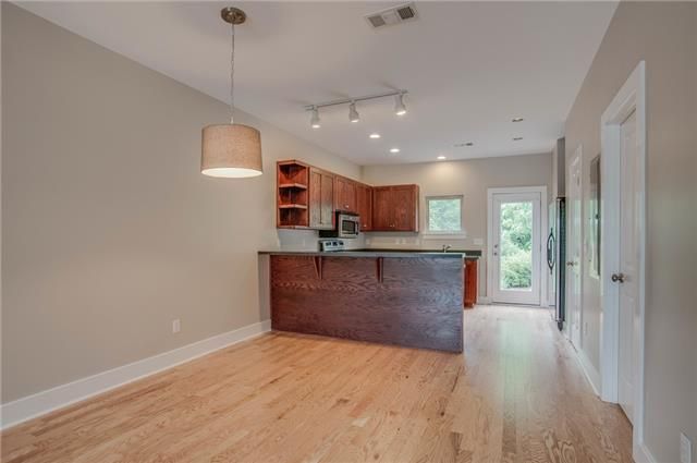 723B Mcferrin Ave, Nashville, TN 37206