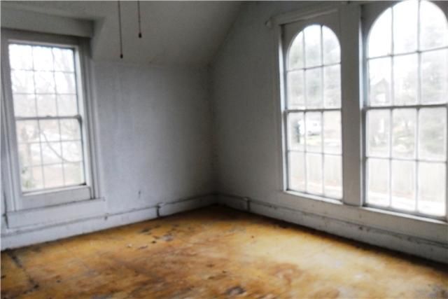 311 W 9th St, Columbia, TN 38401