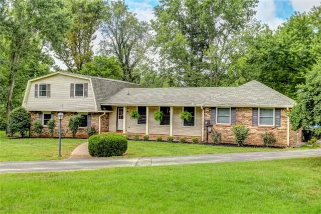 271 Sherry Cir, Gallatin, TN 37066