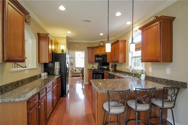 1047 Neal Crest Cir, Spring Hill, TN 37174