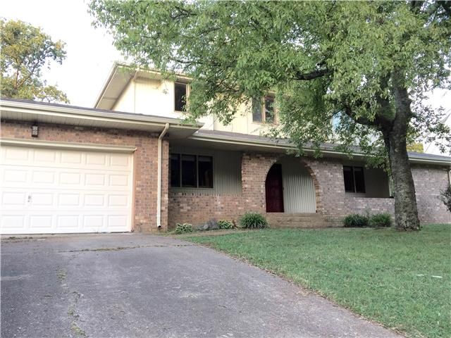 540 Castlegate Dr, Nashville, TN 37217