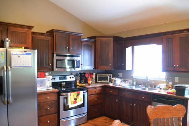 210 E Buffalo Rd, Pleasant Shade, TN 37145