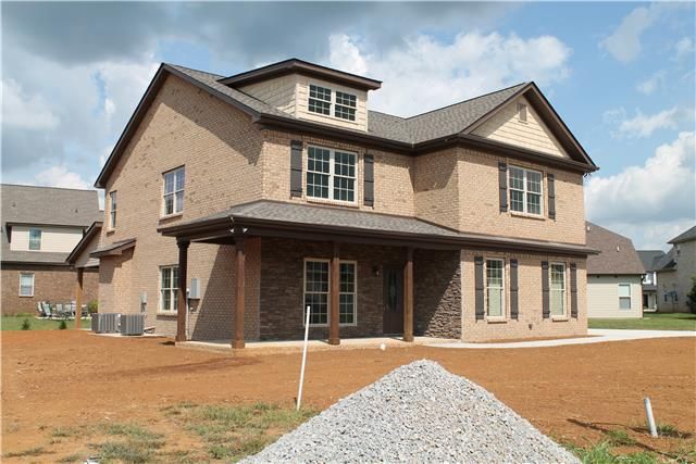 1257 Hensfield Dr, Murfreesboro, TN 37128