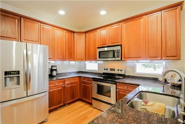 482 Dixie Ln, Pleasant View, TN 37146