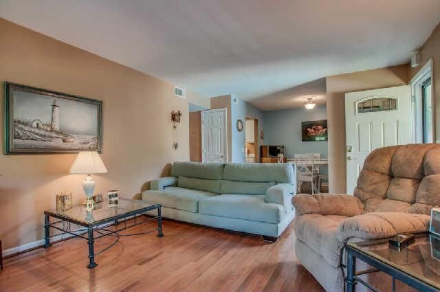 500 Paragon Mills Rd Apt M17 #M17, Nashville, TN 37211