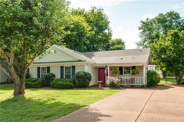 539 Riverview Dr, Franklin, TN 37064