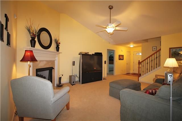 2512 David Ross Dr, Columbia, TN 38401