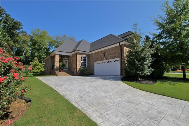 1102 Isaac Franklin Dr, Gallatin, TN 37066