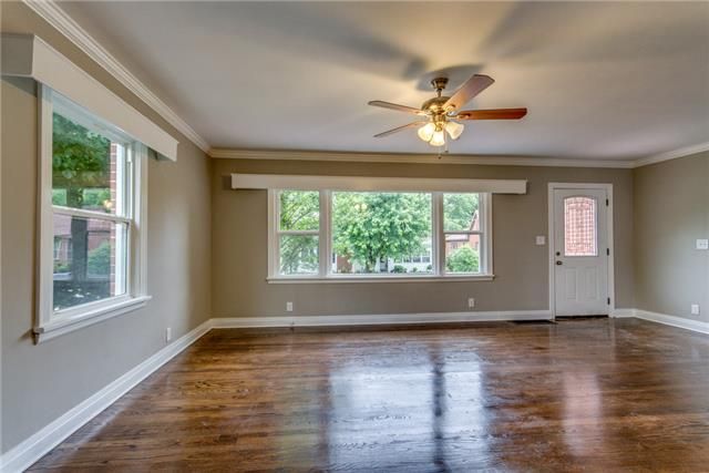 612 Crestview Dr, Springfield, TN 37172