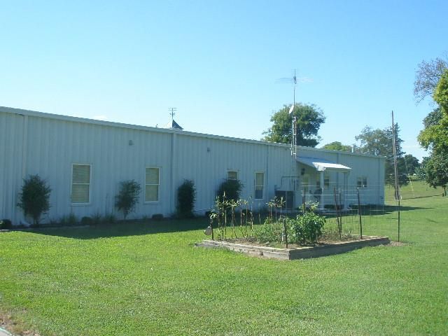 347 Canoe Branch Rd, Castalian Springs, TN 37031