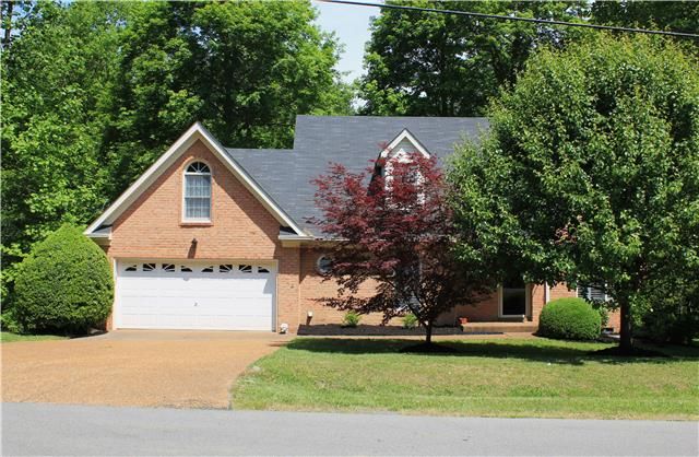 1131 Stillhouse Rd, White House, TN 37188