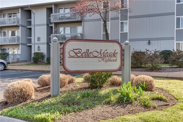 21 Vaughns Gap Rd Apt 2 #2, Nashville, TN 37205