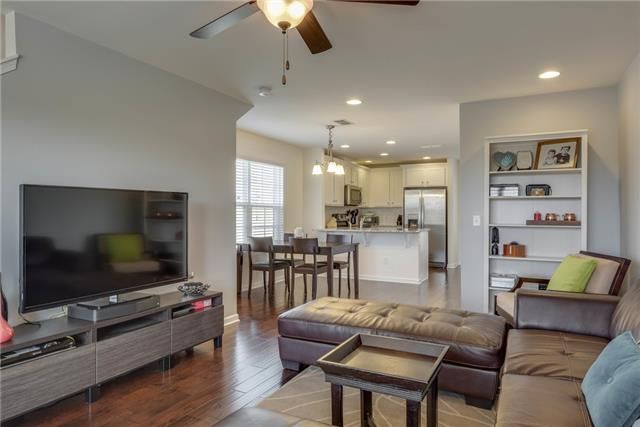 2124 River Overlook Dr, Hermitage, TN 37076