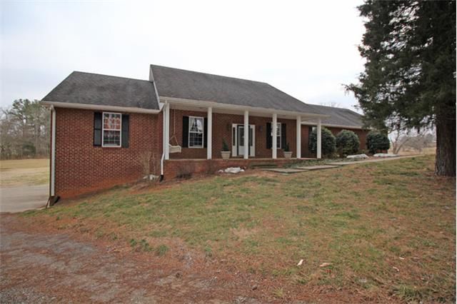 3927 Cage Ellis Rd, Springfield, TN 37172